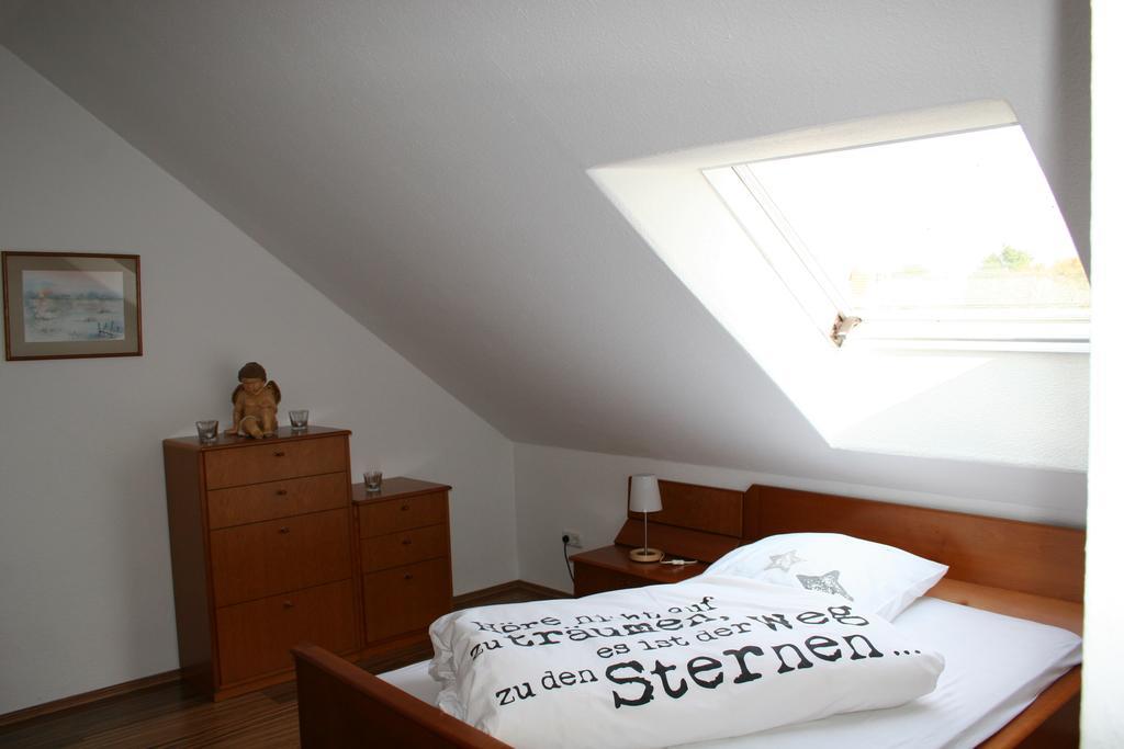 Gästezimmer Hausäckerweg Erlangen Exterior foto